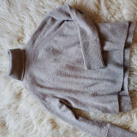 J Crew Taupe Turtleneck with High Low Hem | Size XS - Picture 2 of 3